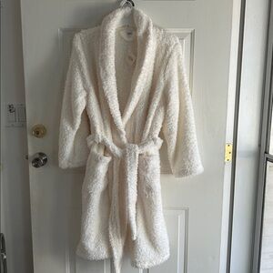 New Women’s Ulta Beauty Fuzzy Fleece Robe Cream/Ivory size Large/XL